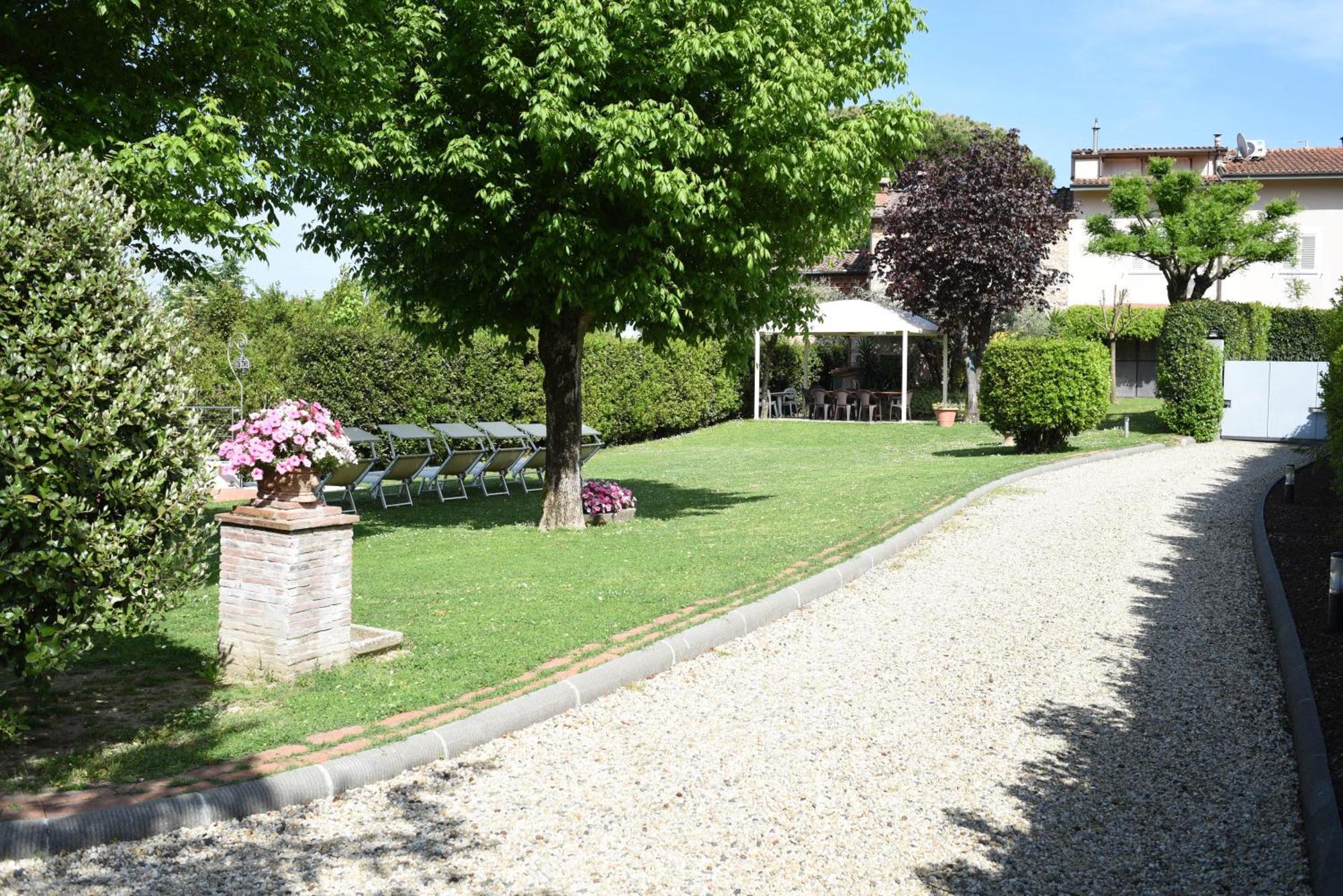 Casa Del Merlo SantʼAndrea di Compito Exterior foto